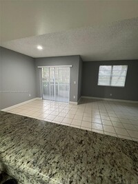 1249 SW 46th Ave in Pompano Beach, FL - Building Photo - Building Photo