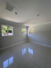 3121 NW 3rd Ave in Miami, FL - Building Photo - Building Photo