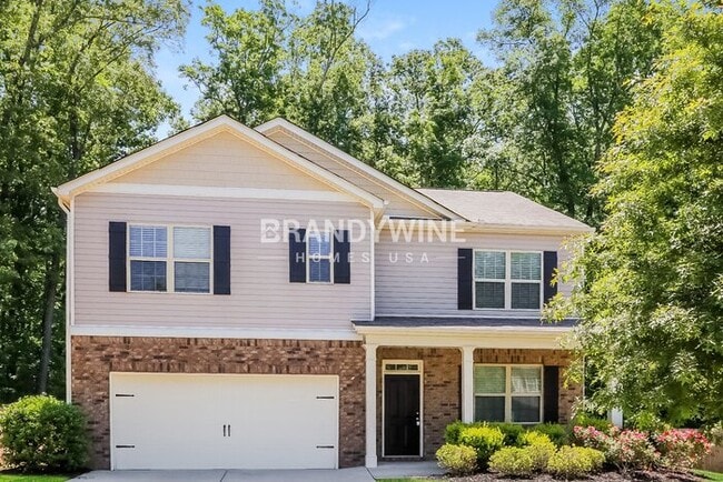 property at 104 Heritage Club Cir