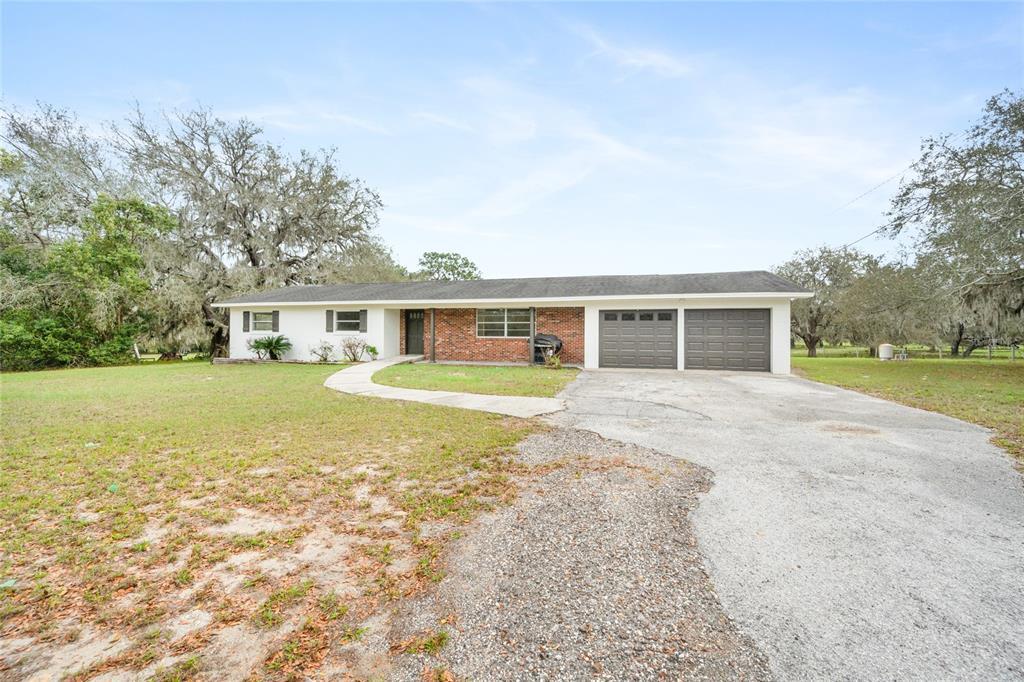 22820 Sorrento Ave. in Sorrento, FL - Building Photo