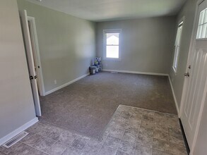 968 Swift Dr in Clarksville, TN - Building Photo - Building Photo