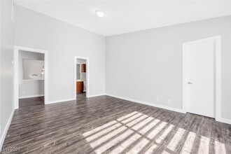 129 S 11th St in Las Vegas, NV - Building Photo - Building Photo