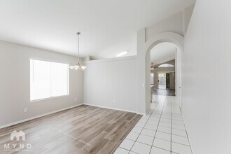 1045 W Todd Dr in Tempe, AZ - Building Photo - Building Photo