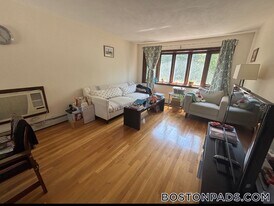 32 Fayette Rd in Bedford, MA - Building Photo