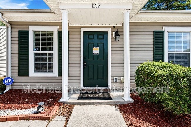 property at 1217 Longpoint Dr