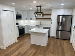 362 Hillside Cir in Alpine, UT - Building Photo - Building Photo