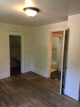 1411 Portland Ave-Unit -Upstairs in Beloit, WI - Foto de edificio - Building Photo