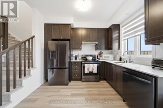 55 Tom Brown Dr in Brant, ON - Building Photo - Building Photo