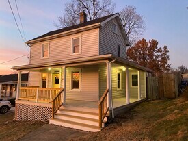 10 W H St in Brunswick, MD - Building Photo