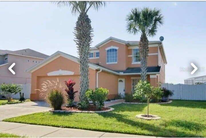 1915 Meadow Pond Way in Orlando, FL - Building Photo