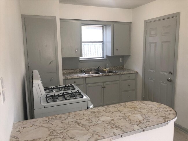 404 James St in Houston, TX - Building Photo - Building Photo