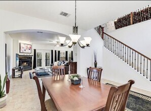 9326 Knoll Crest Loop in Austin, TX - Building Photo - Building Photo