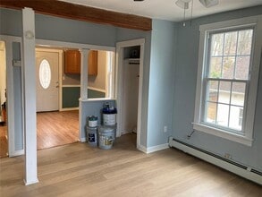5 Sullivan Dr in Greenwood Lake, NY - Building Photo - Building Photo