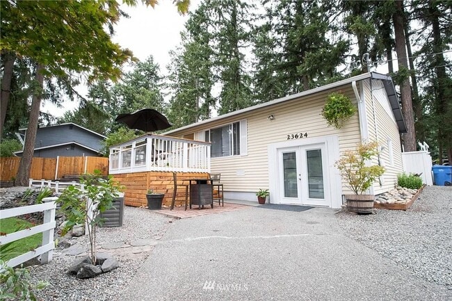 property at 23624 52nd Ave E