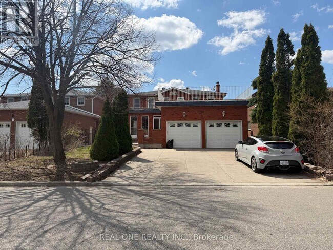 14 Empringham Crescent in Markham, ON - Building Photo - Building Photo