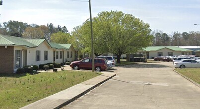 3548 Cedar Haven Dr in Cedar Bluff, AL - Building Photo - Building Photo