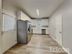 1218 Azalea Dr in Zebulon, NC - Building Photo - Building Photo