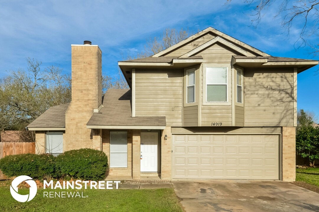 14919 Tropical Wind Dr in San Antonio, TX - Building Photo