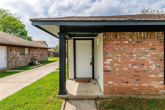 1517 Trinity View St in Irving, TX - Building Photo - Building Photo