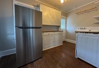 1075 16th Ave N in St. Petersburg, FL - Building Photo - Building Photo