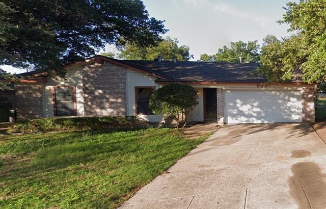 property at 5001 Cummings Dr
