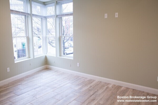 property at 10 Roxbury St