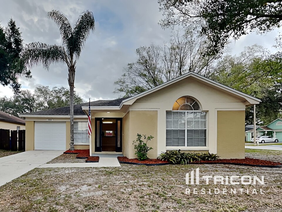 6898 17th Ln N in St. Petersburg, FL - Building Photo