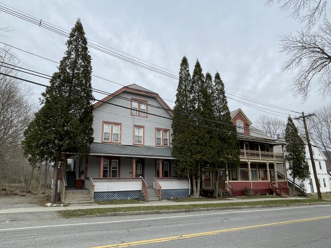 Gray Building in Williamstown, MA - Building Photo - Building Photo