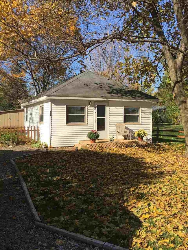 property at 634 Byerly St