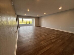 314 Spring Lakes Blvd in Bradenton, FL - Building Photo - Building Photo