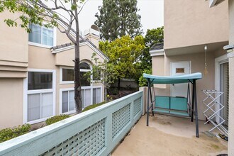 12912 Carmel Creek Rd in San Diego, CA - Building Photo - Building Photo