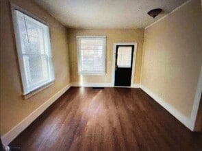 1425 Sumner St in Lincoln, NE - Building Photo - Building Photo