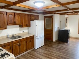 114 Thorndike St, Unit 2 in Cambridge, MA - Building Photo