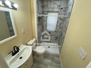 1140 Manor Ct in Anderson, IN - Building Photo - Building Photo