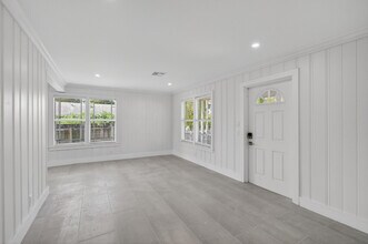 218 C St in Lake Worth Beach, FL - Building Photo - Building Photo