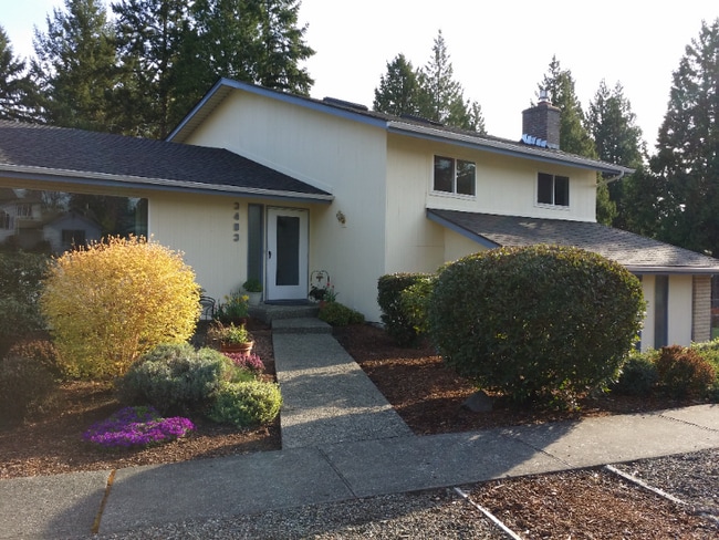 3403 179th Ave NE in Redmond, WA - Building Photo - Building Photo