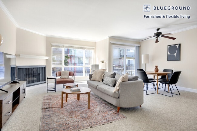 28124 Peacock Ridge Dr