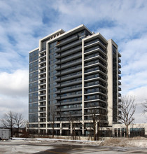 The Fountain Condos in Vaughan, ON - Building Photo - Building Photo