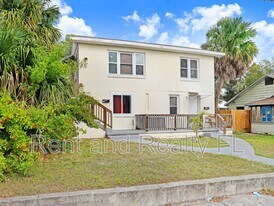 827 Paris Ave S in St. Petersburg, FL - Building Photo