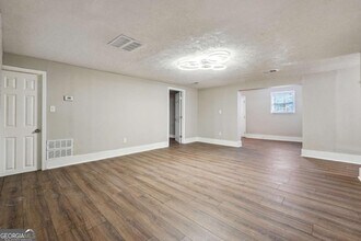 276 Fairburn Rd NW in Atlanta, GA - Building Photo - Building Photo