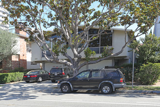 1319 14th St in Santa Monica, CA - Building Photo - Building Photo