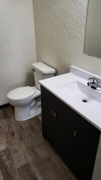 1000 Plank Rd photo'