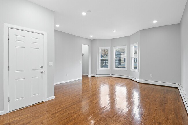 property at 35 Lexington Ave