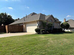 314 Chisholm Trail in Argyle, TX - Building Photo - Building Photo