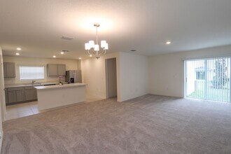 2950 Lavanda Dr in Haines City, FL - Building Photo - Building Photo