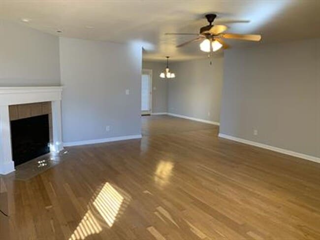406 Jasmine Dr in Madison, AL - Building Photo - Building Photo
