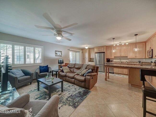 property at 5525 E Thomas Rd