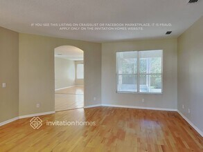 7214 Colonial Lake Dr in Riverview, FL - Foto de edificio - Building Photo