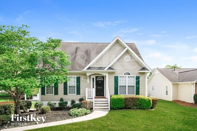 property at 4810 Manteo Ln