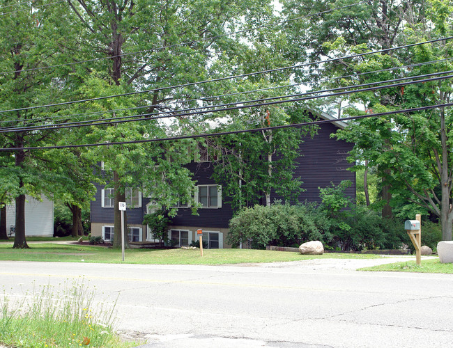 708 Lafayette Rd in Medina, OH - Building Photo - Building Photo